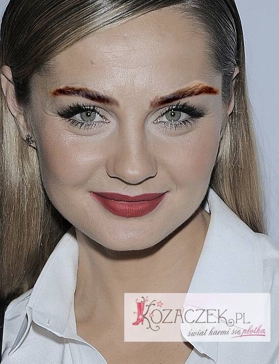 Gwiazdy z brwiami Cary Delevingne (FOTO)