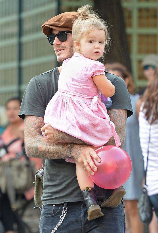 Harper Beckham pod opieką taty