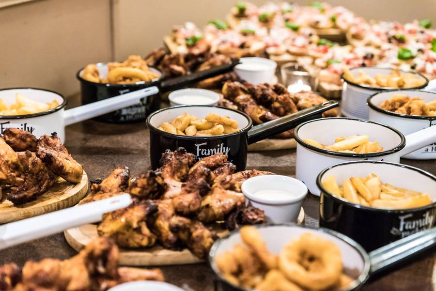 Legends Bar&Restaurant