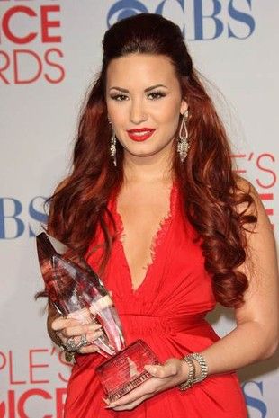 demi-lovato-11-R1