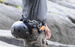 Taylor Lautner ćwiczy parkour (FOTO)