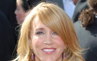 Felicity Huffman mierzyła stringi po Madonnie