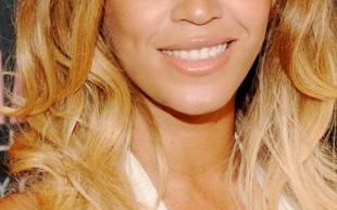 Siostry Knowles po raz pierwszy na salonach od czasu bójki