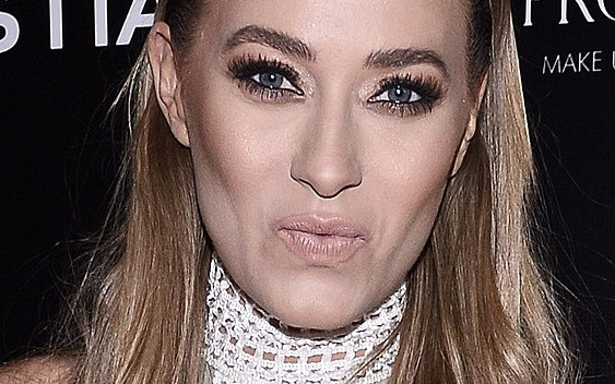 Marcelina Zawadzka błysnęła biustem, ale i tak uwagę przyciągnął… dół sukni