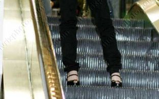 Avril Lavigne dla Citizen K