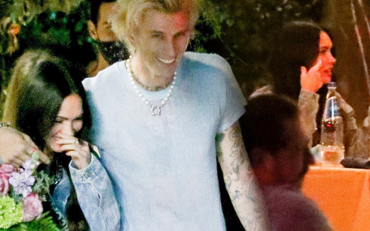 Ale oni są ZAKOCHANI! Megan Fox i Machine Gun Kelly na romantycznej randce (ZDJĘCIA)