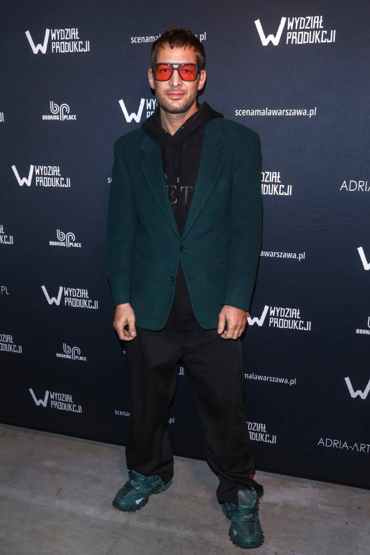 Gwiazdy na premierze sztuki. Paweł Małaszyński z żoną, Olga Borys, Artur Barciś, Piotr Zelt…