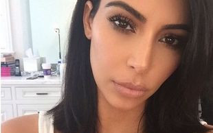 Kim Kardashian zdradziła, jak dba o cerę