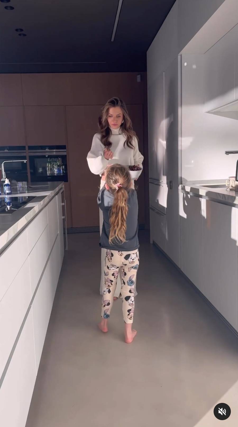 W Hiszpanii odnaleźli swój raj na ziemi. Jak dziś mieszkają Anna i Robert Lewandowscy? (FOTO)