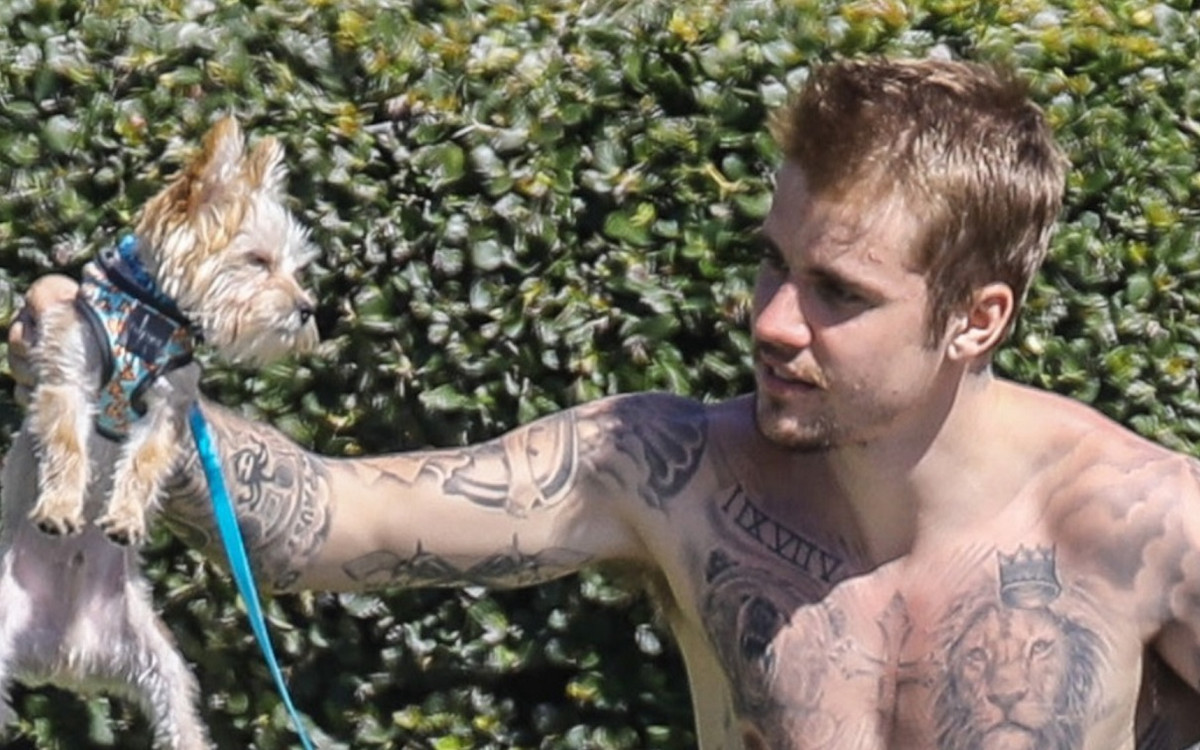 Już dawno nie widzieliśmy Justina Biebera z mamą. Paparazzi przyłapali ich, gdy odpoczywali w parku