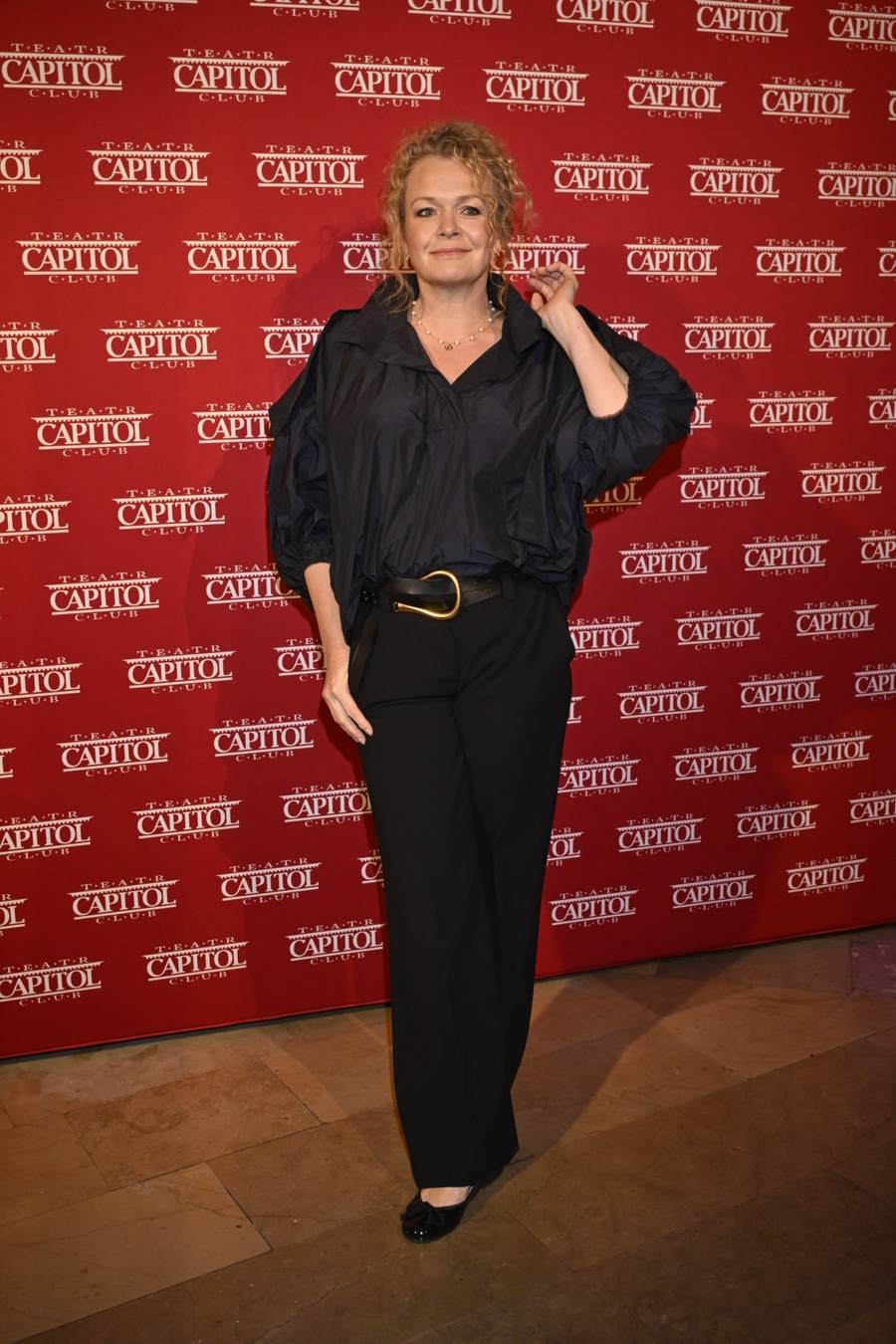 Gwiazdy brylują na premierze spektaklu “Pół żartem…”! Katarzyna Skrzynecka z mężem i córką, Anna Maria Sieklucka, Beata Tadla z ukochanym