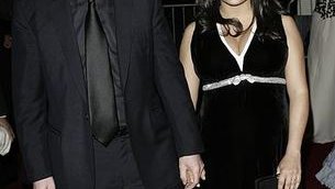 Pinault ma szczęście do kobiet