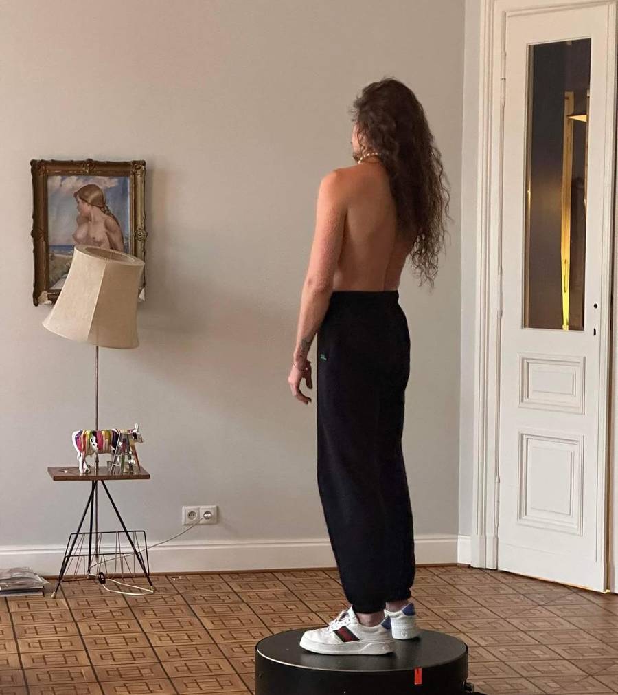 Tak wygląda dom Michała Szpaka. Ekscentryczne wnętrza w uroczej kamienicy