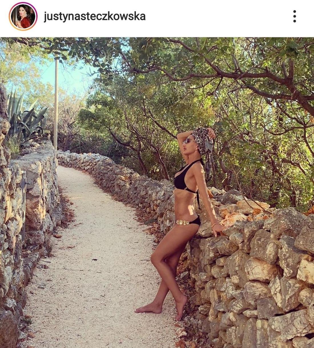 Justyna Steczkowska w bikini