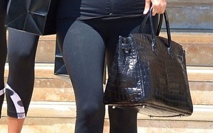 Kim Kardashian robi z siebie seksowną syrenę (FOTO)