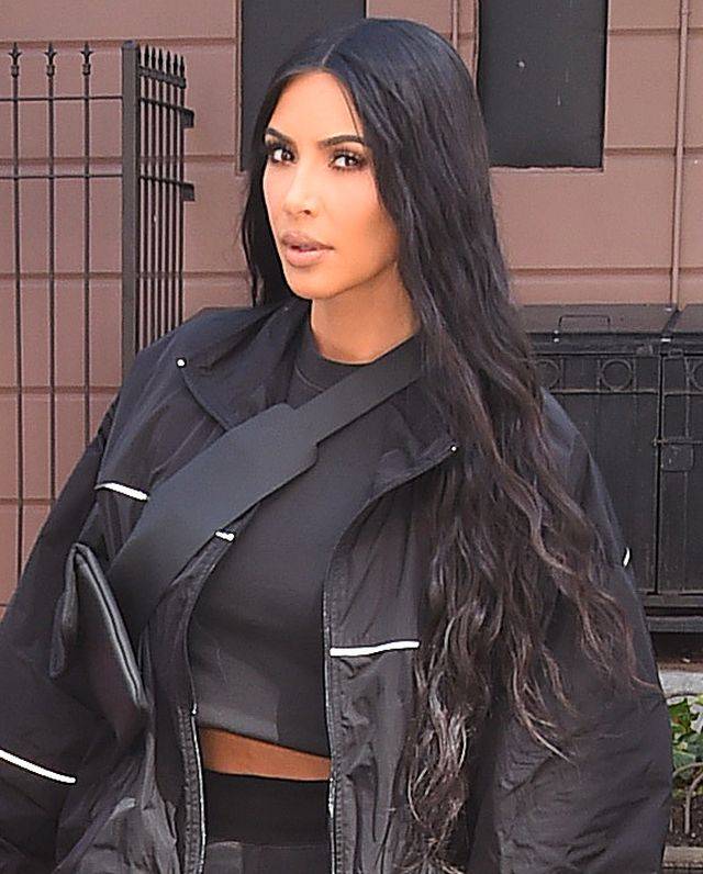 Kim Kardashian WYPROSTOWAŁA Nori włosy (ZDJĘCIA)