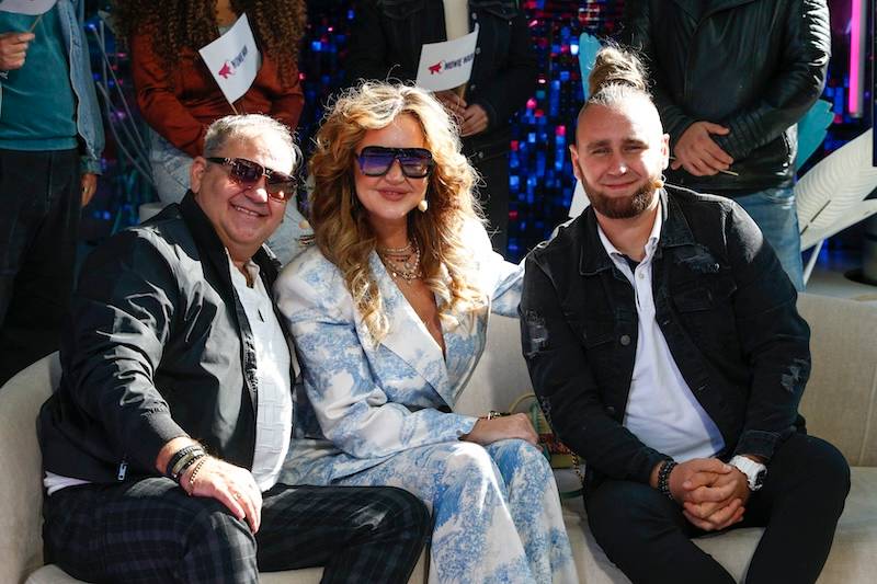 Gwiazdy wpadły do DDTVN.  Janachowska w garniturze, Tomasz Iwan zabrał syna, Andrzej Gołota…