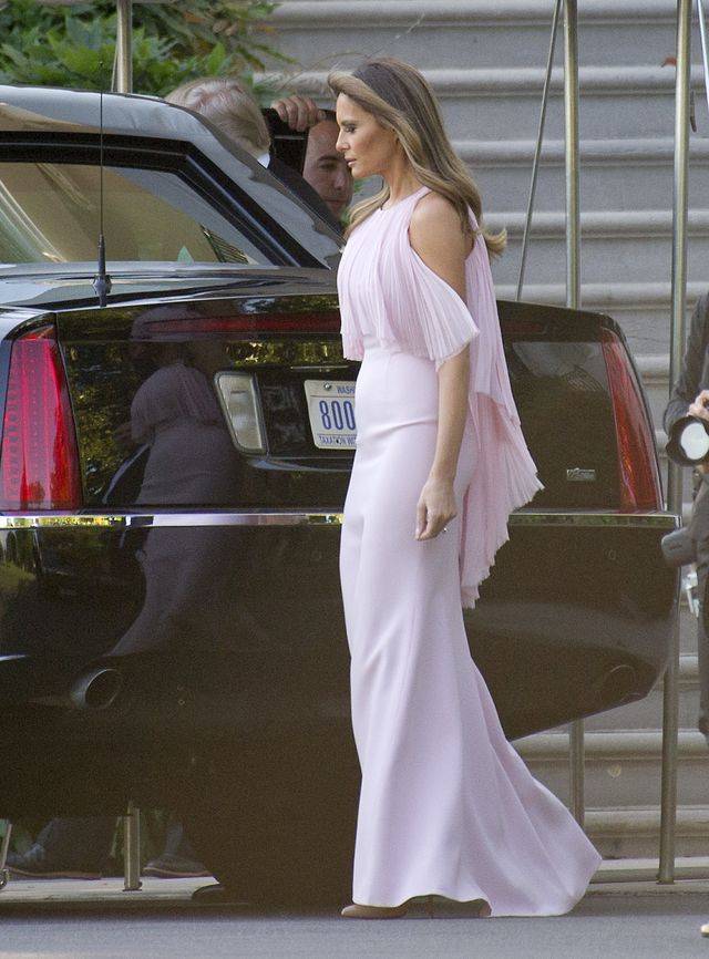 Świat w szoku, bo Melania Trump ma ciążowy brzuszek