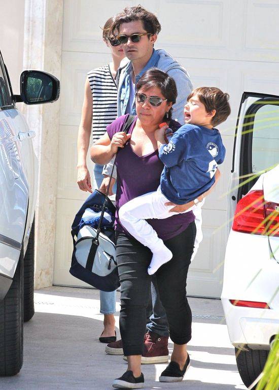 Flynn Bloom z mamą i tatą