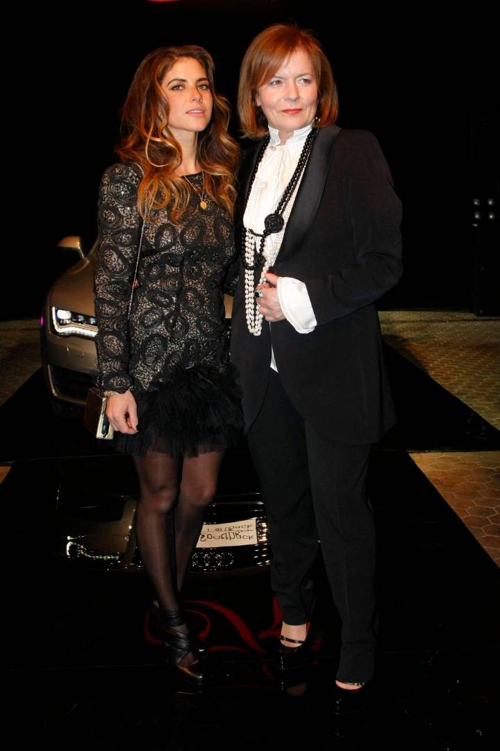 Stare zdjęcia Weroniki Rosati. Weszła do show-biznesu jako 17-latka (ZDJĘCIA)