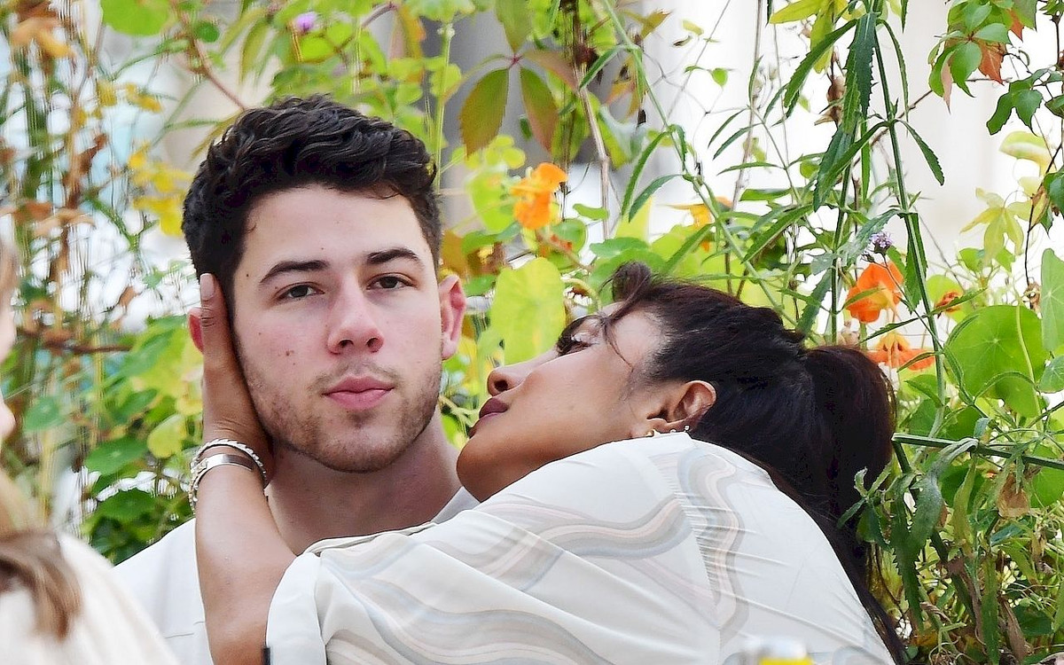 Roczna córeczka Priyanki Chopry i Nicka Jonasa zadebiutowała na czerwonym dywanie