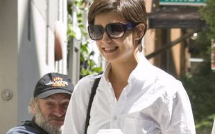 Co się stało z zębami Katie Holmes?