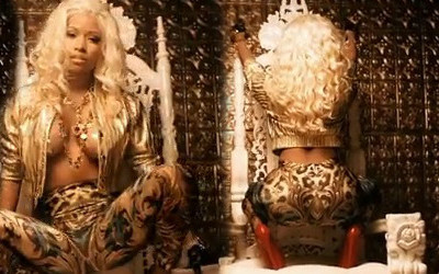 Nicki Minaj i jej sztuczne piersi w nowym teledysku (VIDEO)
