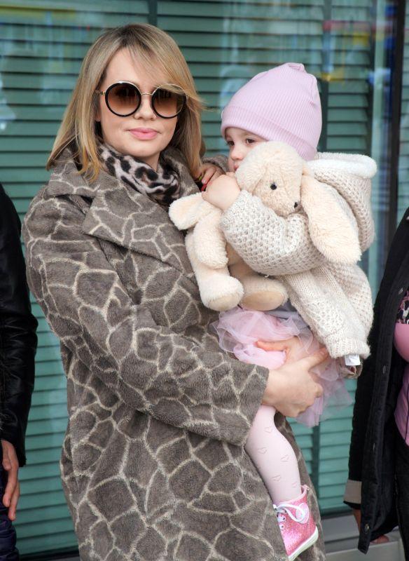 Weronika Marczuk z córką, fot. KAPiF