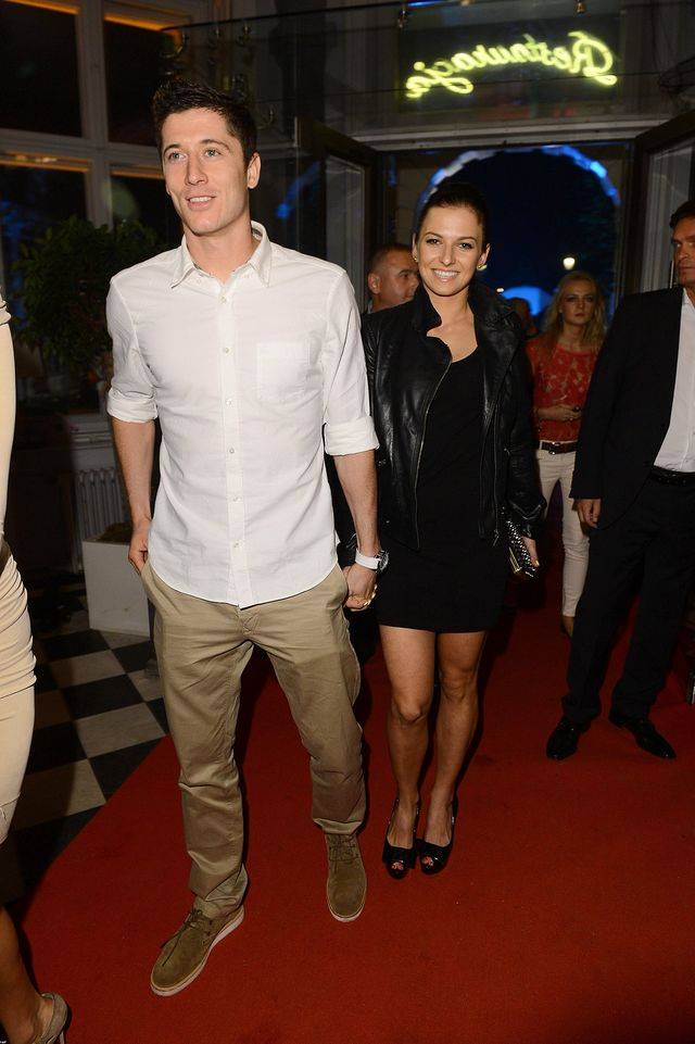 Co znany portal o byłych partnerach gwiazd mówi o Annie Lewandowskiej?