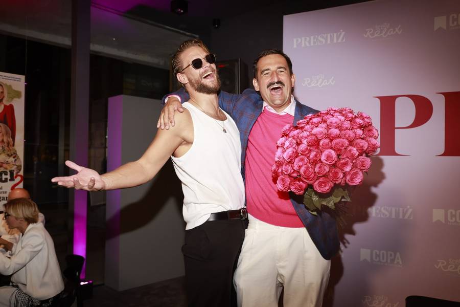 Gwiazdy imprezują na premierze spektaklu “Prestiż”! Michał Koterski, Sebastian Fabijański, Michał Piróg, Anna Maria Sieklucka