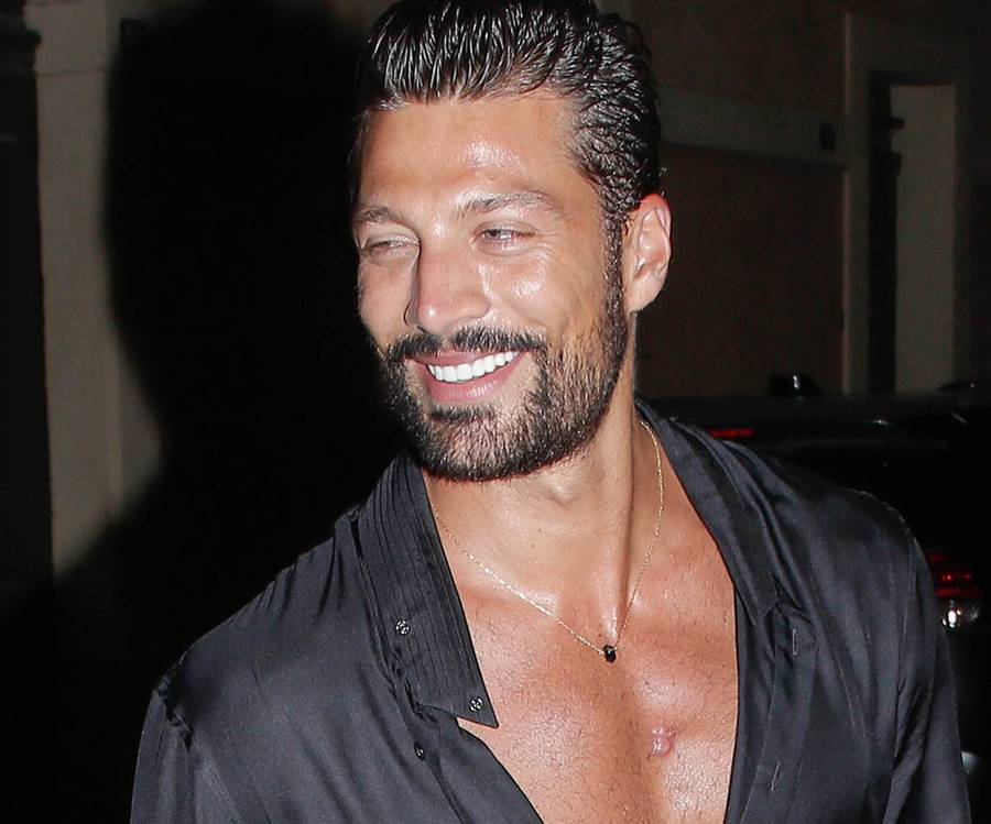 Simone Susinna na ulicach Saint Tropez. Towarzyszył mu przyjaciel (ZDJĘCIA)