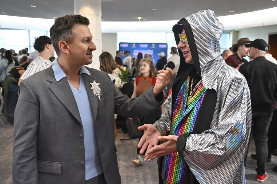 Kulisy wielkiego castingu do “Must Be The Music”! Maciej Rock przywitał TŁUMY nowych artystów