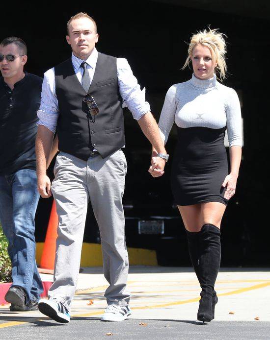 Kościelny look Britney Spears