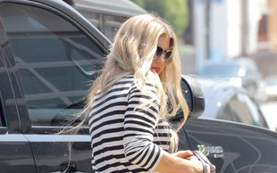 Kolejna gorąca mama na horyzoncie (FOTO)