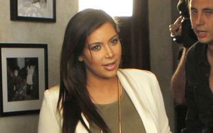 Kim Kardashian śmieje się z plotek o zdradzie Kanye (FOTO)