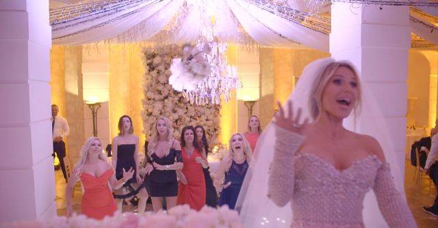 Ślub Dody i Emila Stępnia – piosenkarka pokazała go w klipie do piosenki Miłość na etat