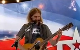 Gienek Loska do Mam talent przyszedł prosto z ulicy