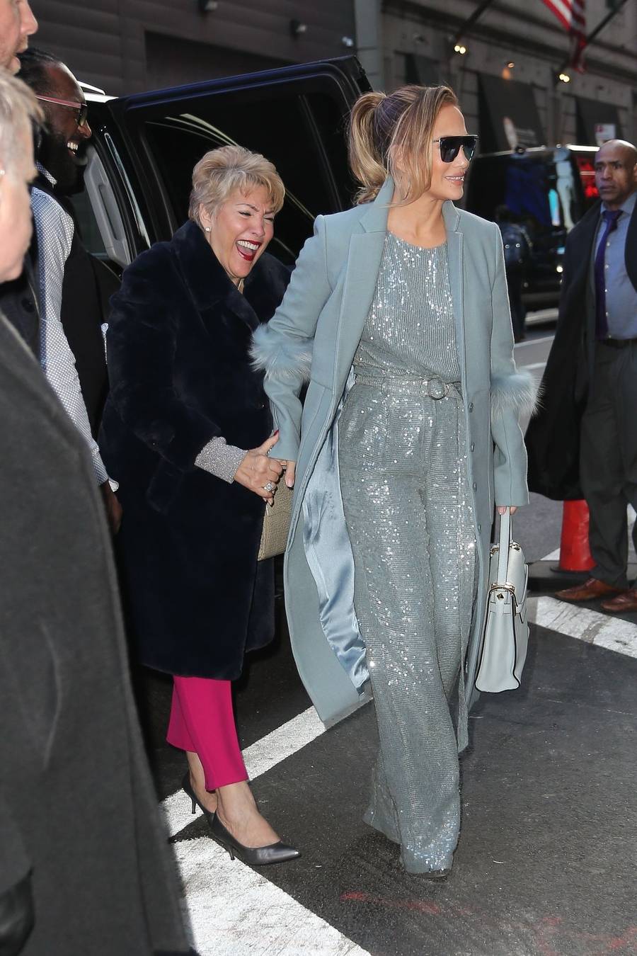 Guadalupe Rodríguez, mama Jennifer Lopez UDERZONA w TWARZ przez fana córki