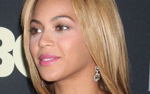 Blond Beyonce promuje swoją trasę koncertową