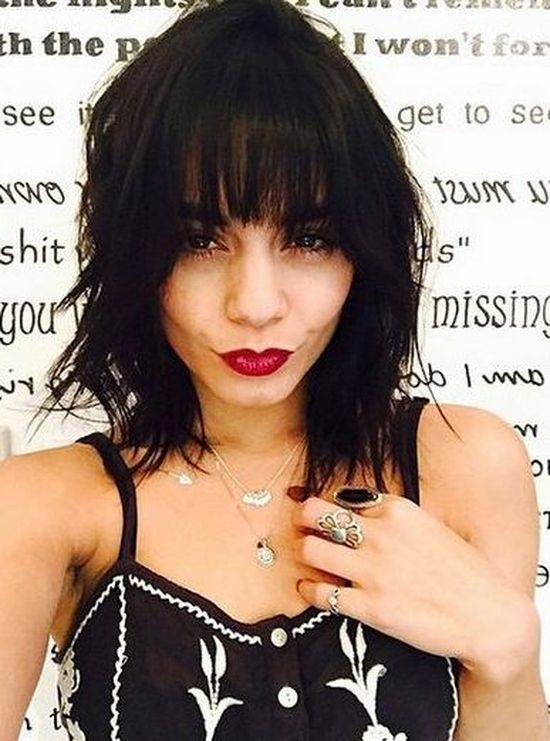 Fryzury z grzywką w wydaniu gwiazd