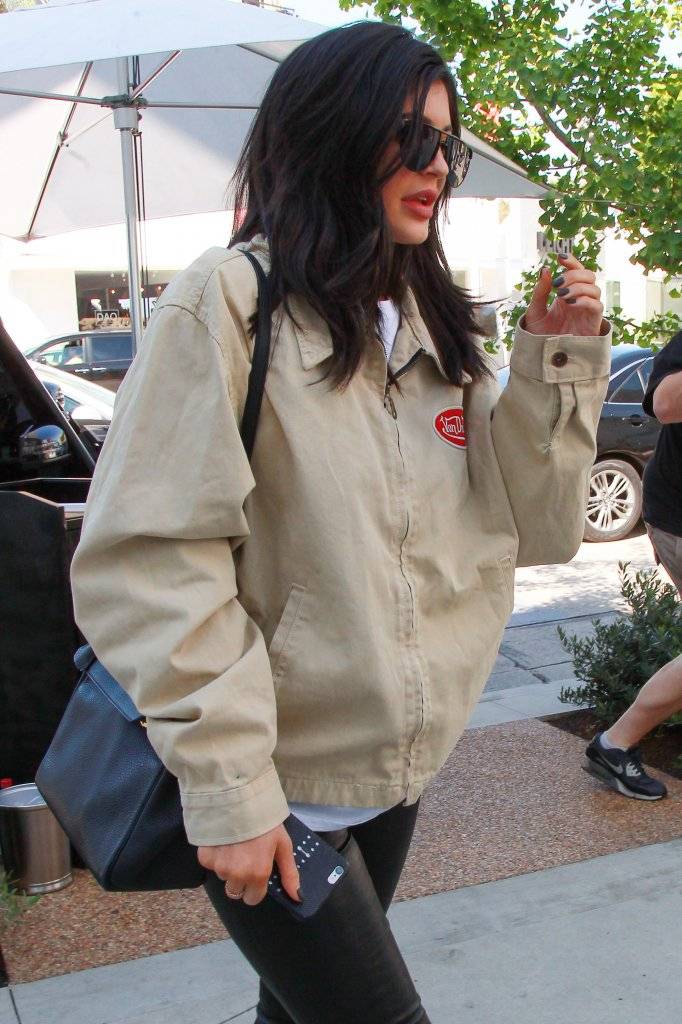 Jak Kylie Jenner dba o urodę?