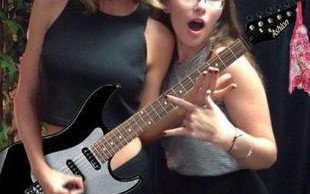 Taylor Swift pokazała brzuch – Internet reaguje adekwatnie