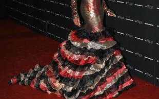 Wielkie i błyszczące piersi (FOTO)