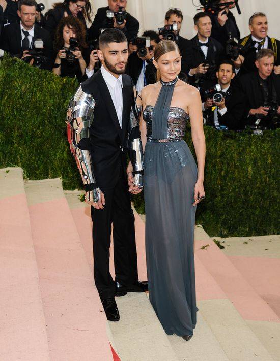 Niespodziewana ciąża zmusza Gigi Hadid do przerwania kariery?