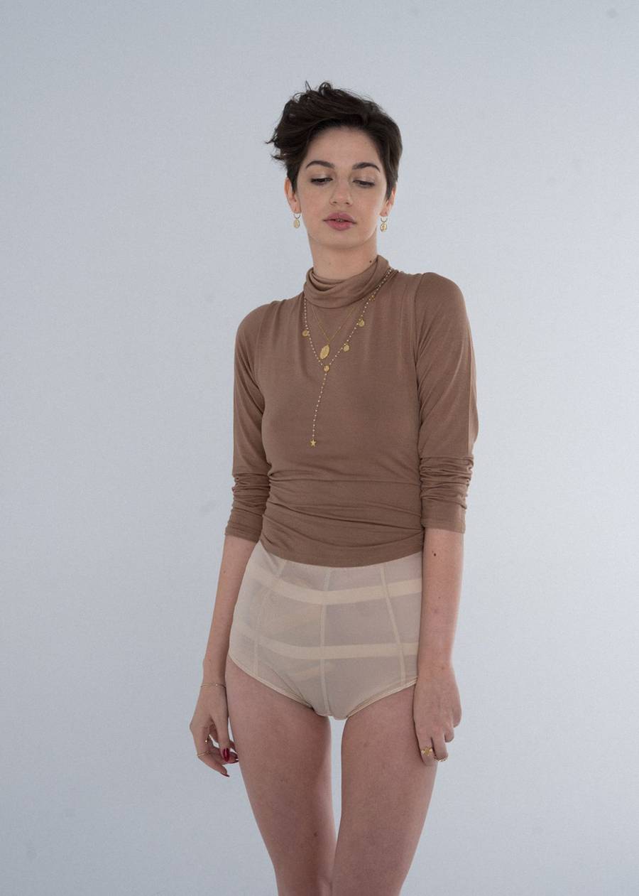 Aktorka “Pułapki” wzięła udział w NIETYPOWEJ sesji!