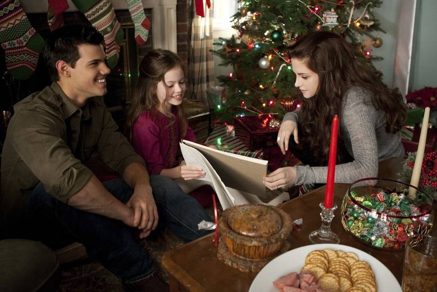 Mackenzie Foy, czyli Renesmee ze Zmierzchu, wyrosła na przepiękną kobietę