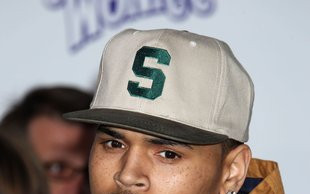 Chris Brown w przebraniu taliba (FOTO)