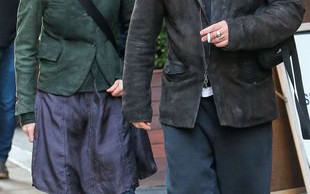 U nas powiedzieliby pewnie, że w tym wieku się wygłupia FOTO