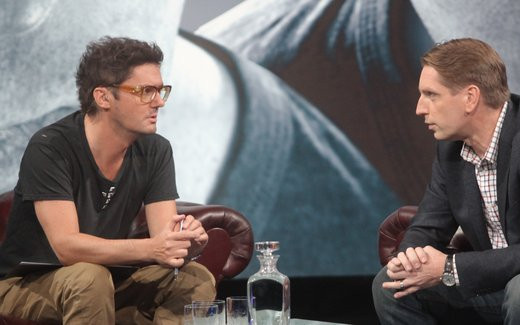 Córki Lisa oglądają Top Model