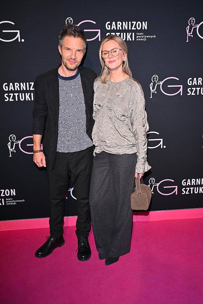 Plejada gwiazda na premierze "Przyjaciół". Kaczorowska z Rogacewiczem, Zaqjąc, Lewandowska